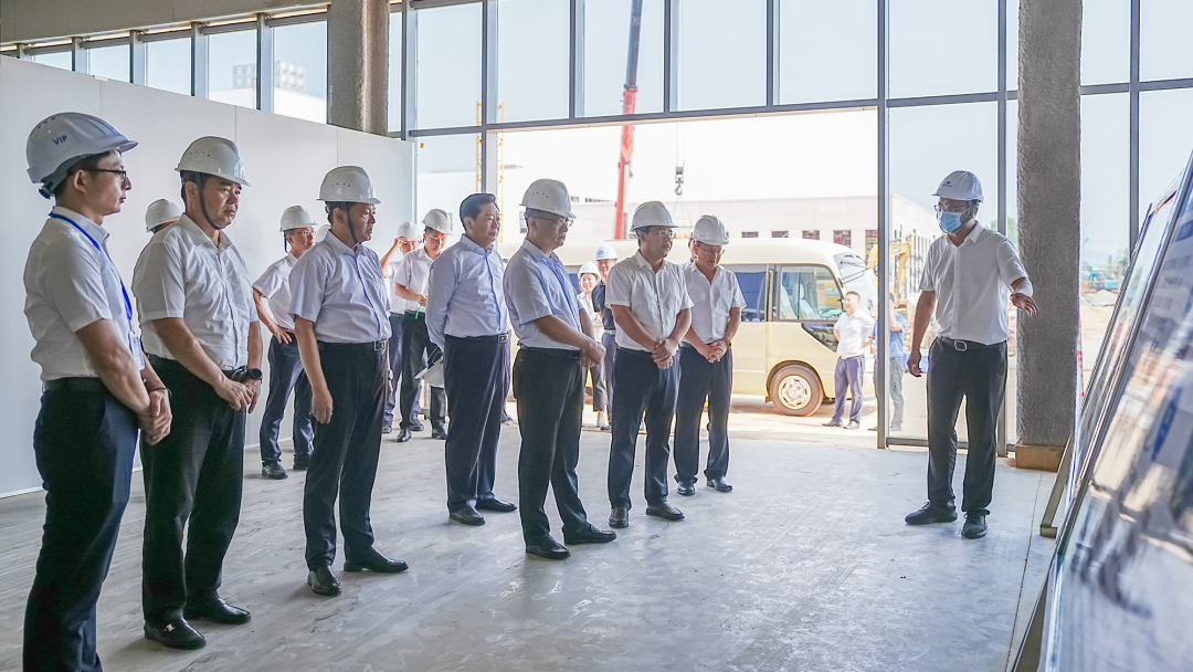 要闻|省人大领导王雁飞一行莅临琏升光伏参观调研