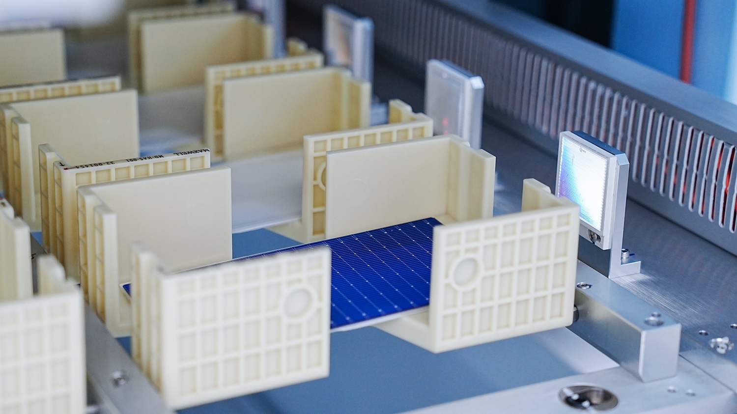 喜报:琏升光伏8GW异质结电池片项目今日投产!