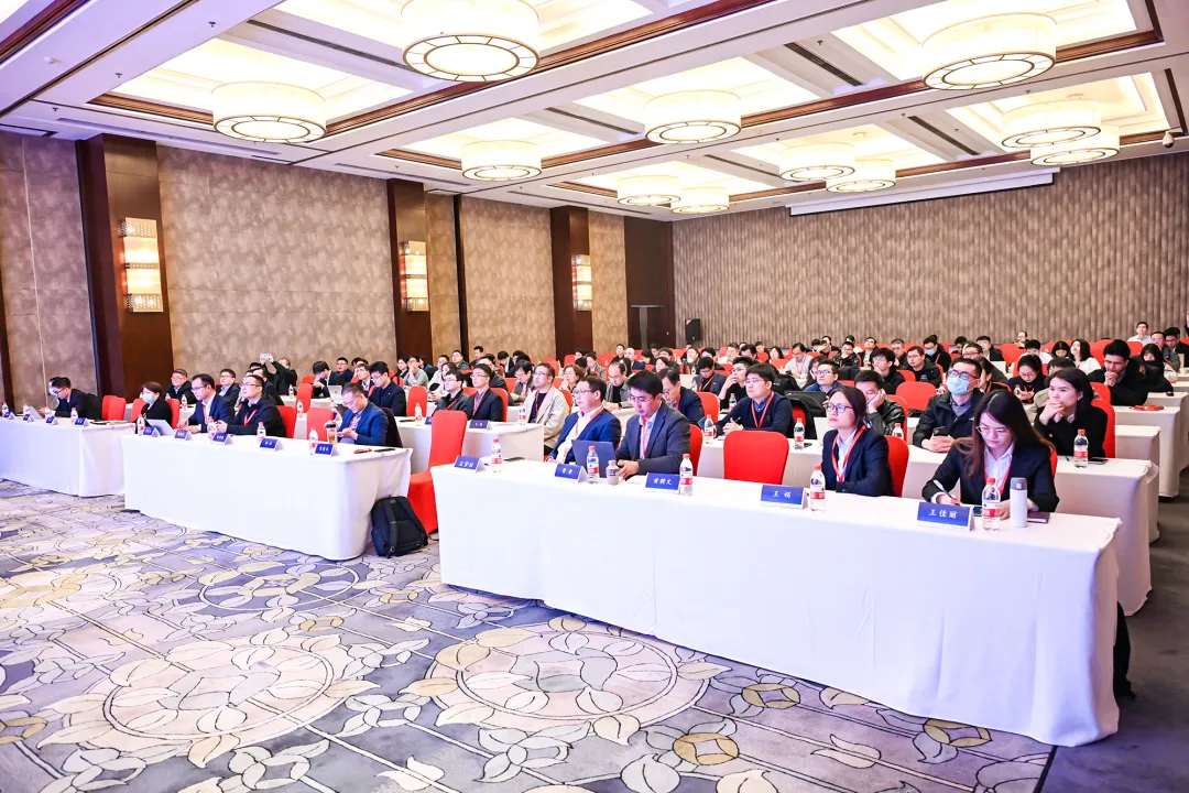 捷报!琏升光伏科技斩获“金豹奖”两项大奖