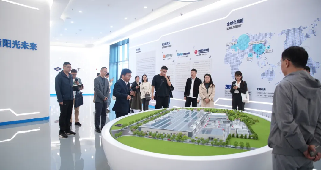琏升光伏精彩亮相“万千气象看四川”眉山专场,多家媒体齐力关注!